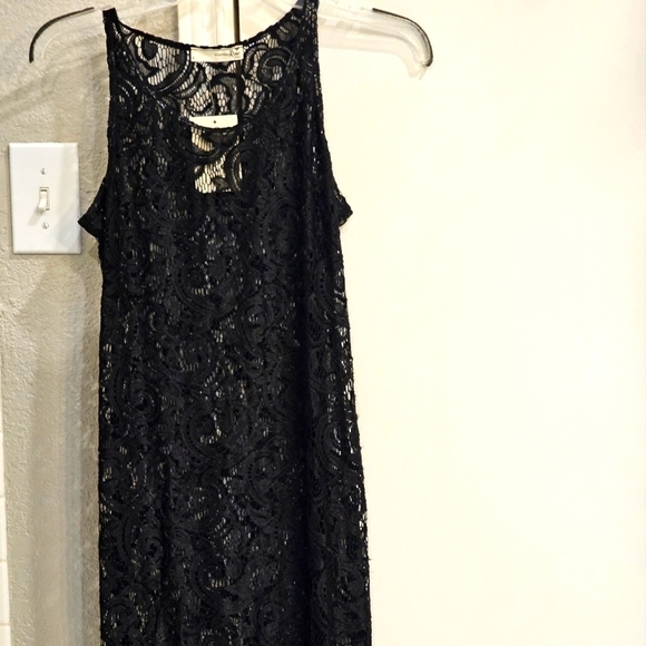 NWT Forever Rose Couture Black Long Lace/Crotchet Dress. XL - Picture 2 of 12